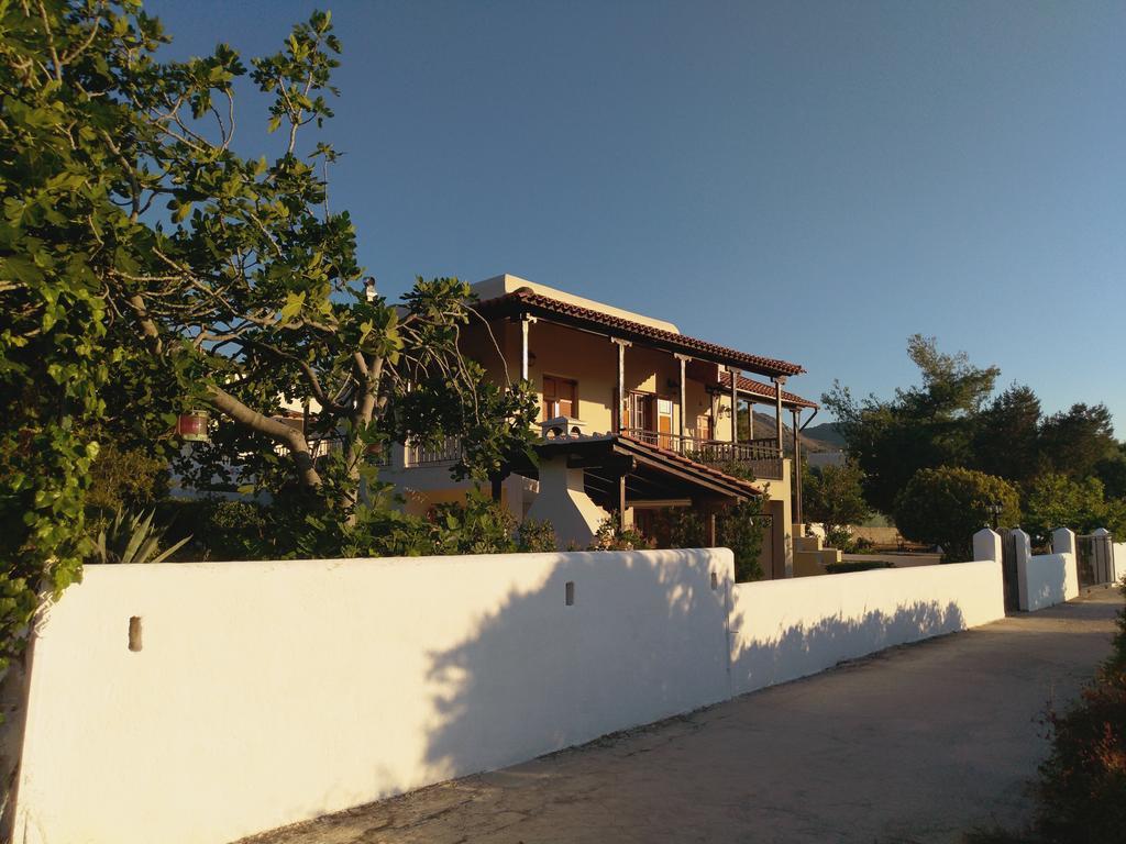 Explore Aegina Island Souvala Extérieur photo